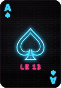 L'as de pique du jeu Néon, une enseigne en tube de verre sur un mur de briques